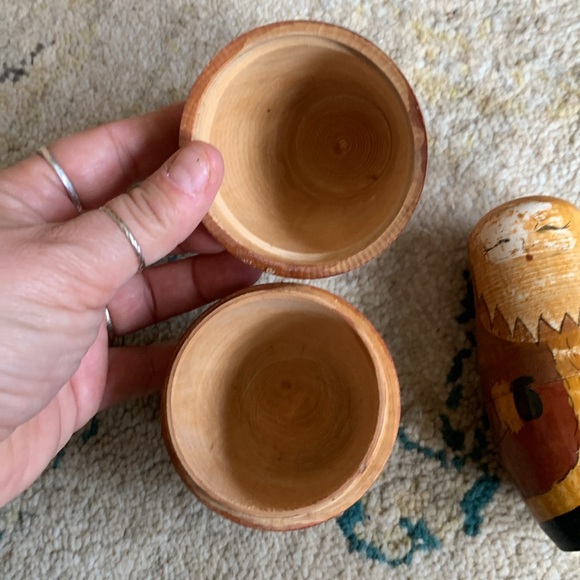 Vintage Nesting Dolls of Father Christmastmas - Picture 3 of 4